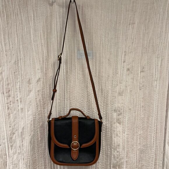 Time and Tru Black Brown Faux Leather Buckle Flap Closure Crossbody Saddle Bag - Picture 3 of 14